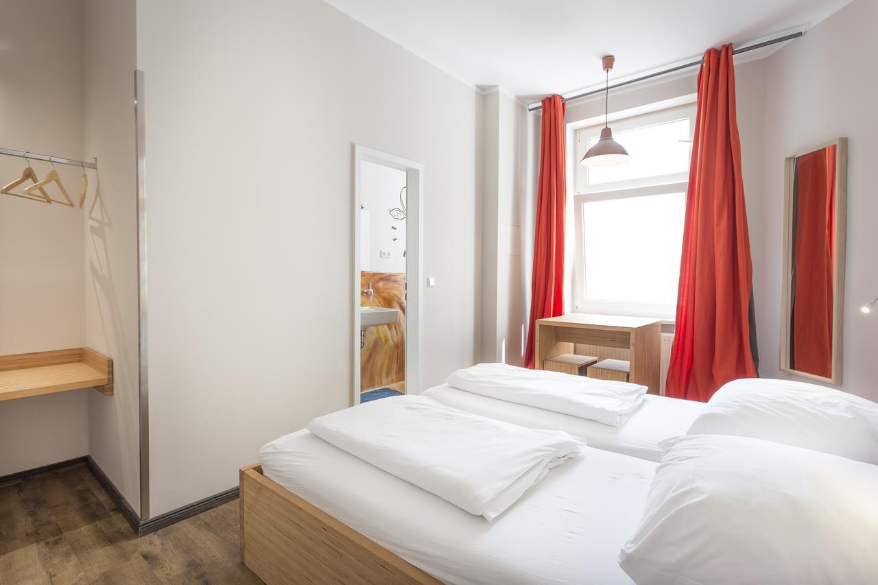 Sunflower Hostel Berlin Exterior photo